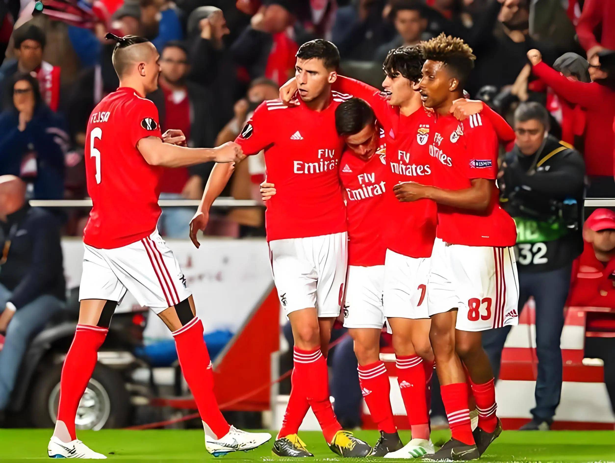 B体育体育入口-包含希腊边前卫关键传球，率队晋级欧国大赛半决赛的词条