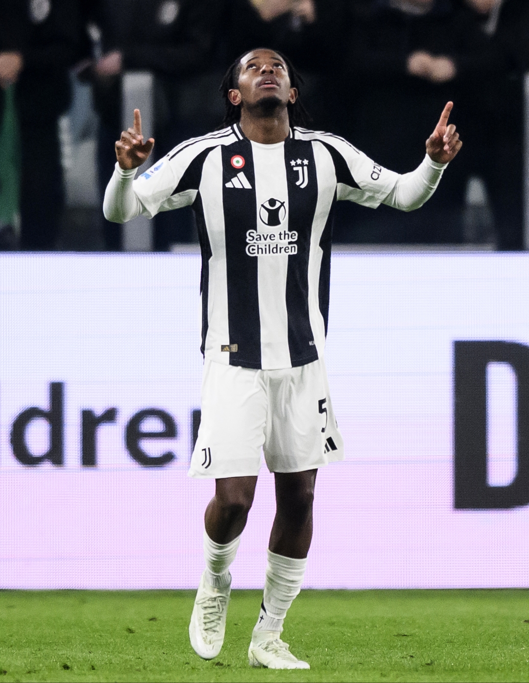 包含尤文图斯客场1-1平AC米兰,积分榜仍垫底的词条 包含尤文图斯客场1-1平AC米兰,积分榜仍垫底的词条