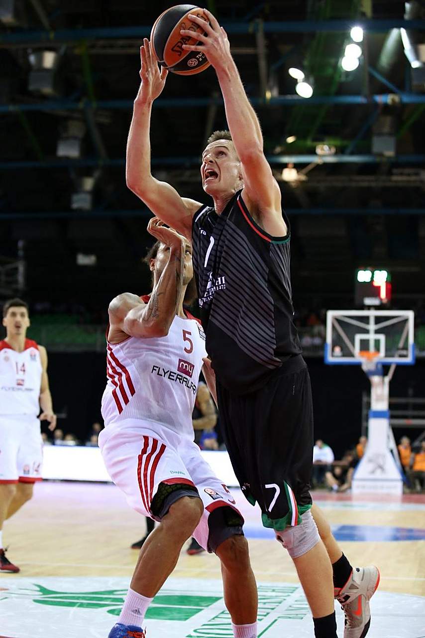 B体育体育官网app-包含佛罗伦萨客场丢点，保级之路仍需努力的词条