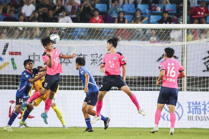 B体育体育链接-美洲篮球职业联赛首轮比赛扣人心弦，多场胜负悬念待揭晓的简单介绍