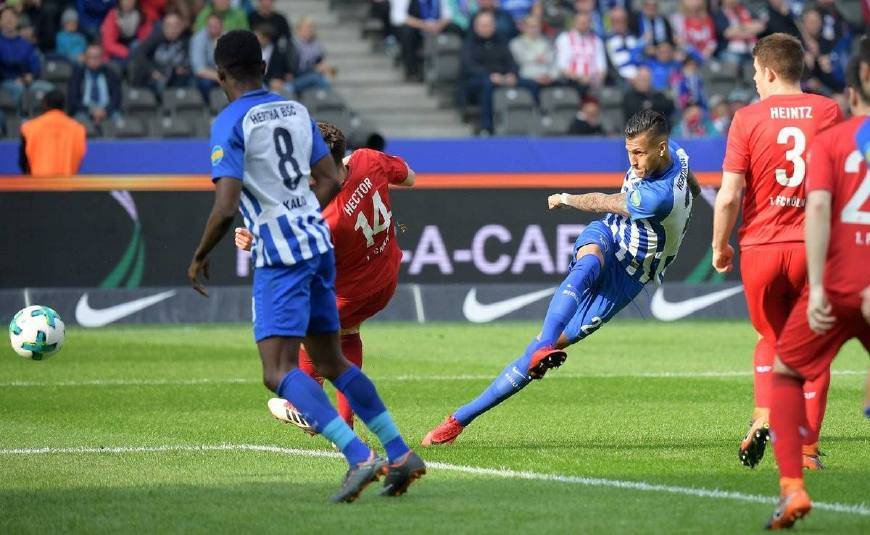 沙尔克球队再次遭遇惨败,寻求复苏的简单介绍 沙尔克球队再次遭遇惨败,寻求复苏的简单介绍