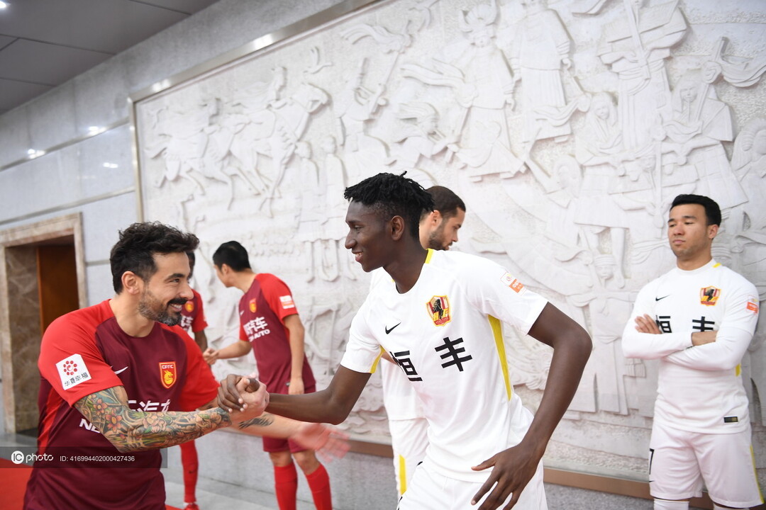 B体育体育直播-贵州恒丰主场险胜华夏幸福，豪取关键三分的简单介绍