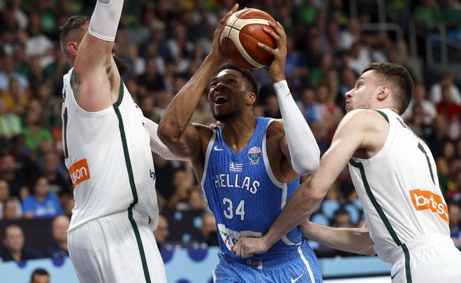 关于希腊队球员技术精湛,助球队实现绝对优势的信息 关于希腊队球员技术精湛,助球队实现绝对优势的信息