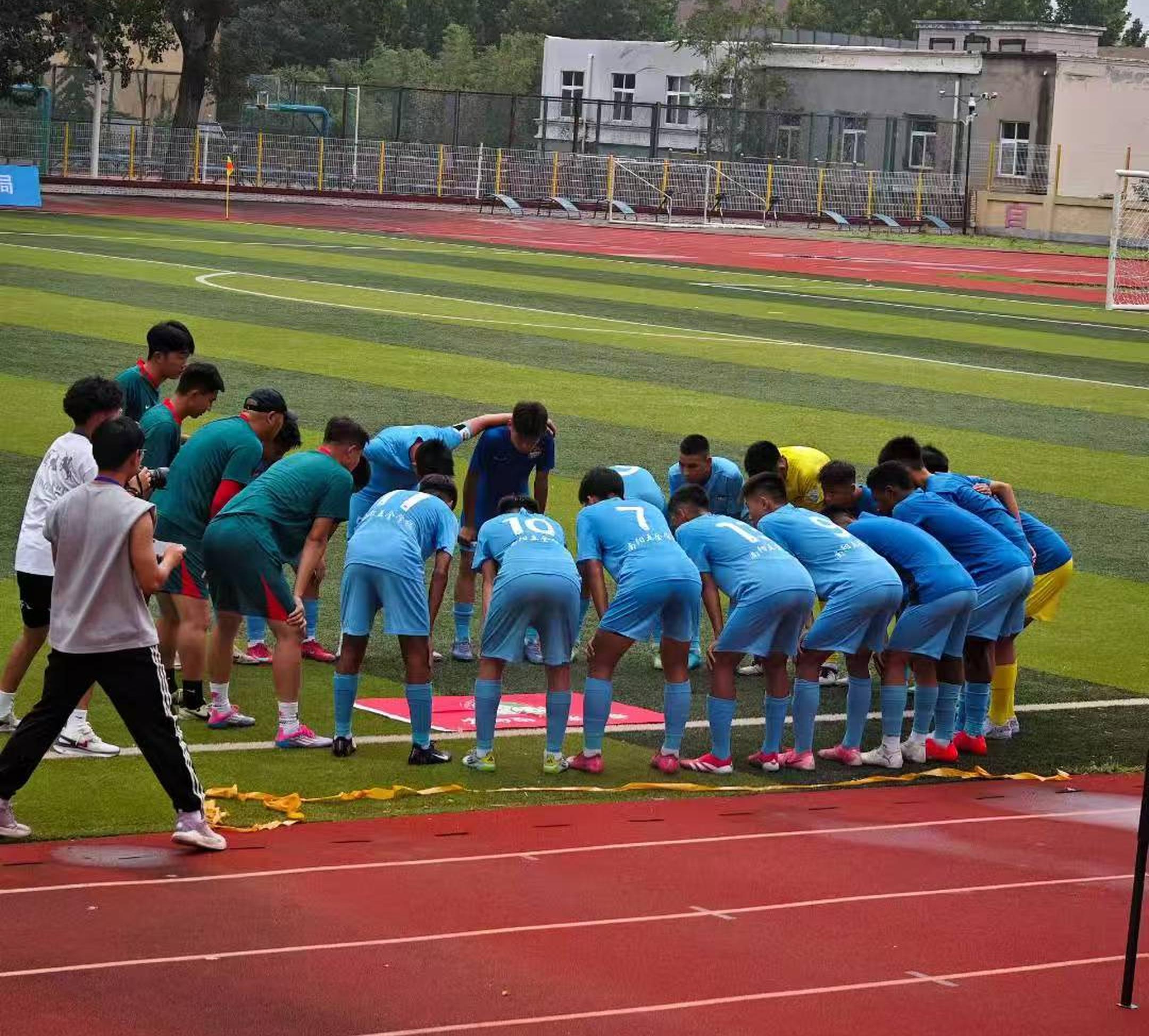 B体育体育app-郑州城市足球队踢出攻守兼备，震撼全场观众的简单介绍