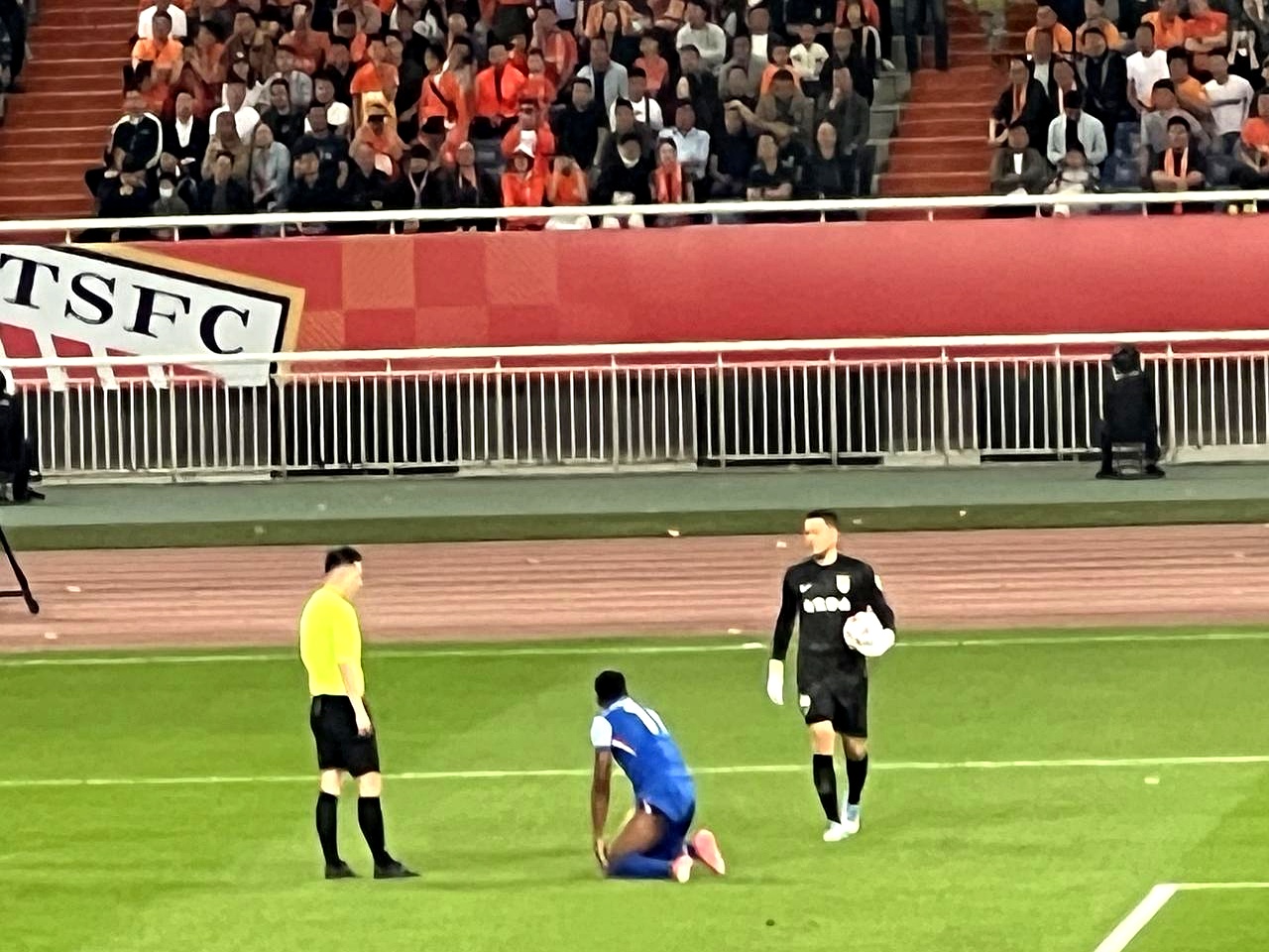 B体育体育视频-鲁能客场遭遇惨败，江苏舜天全取三分的简单介绍