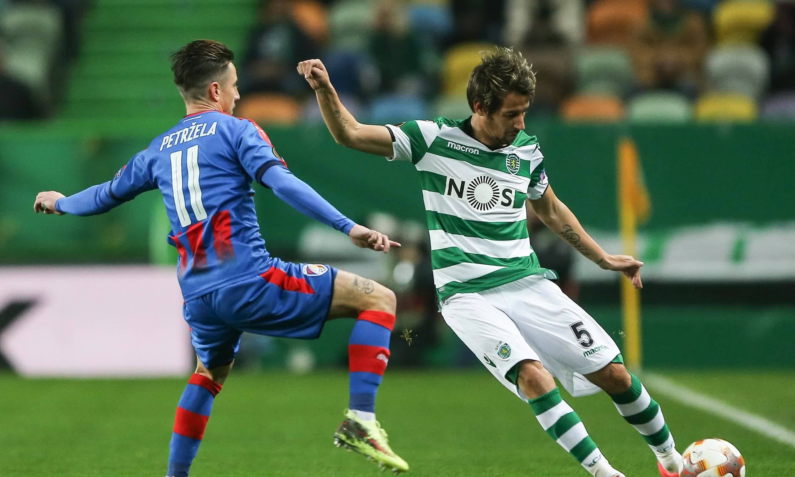 包含水晶宫客场不敌伯恩茅斯，遭遇两连败的词条