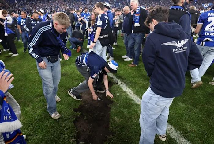 B体育体育在线登录-汉堡队成功晋级，比赛状态出色