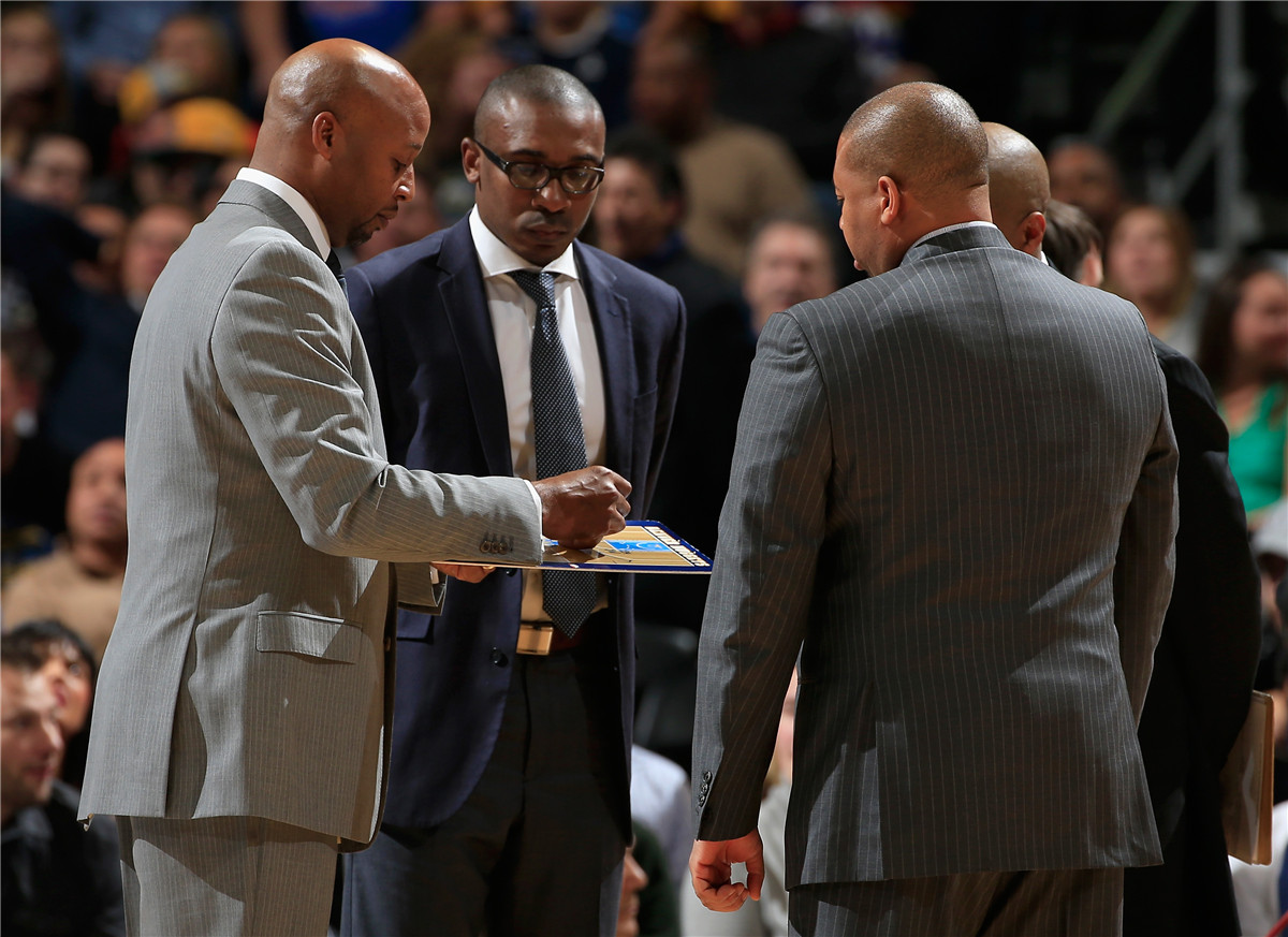 猛龙轻松胜灰熊,助教霍推出正确阵容的简单介绍 猛龙轻松胜灰熊,助教霍推出正确阵容的简单介绍