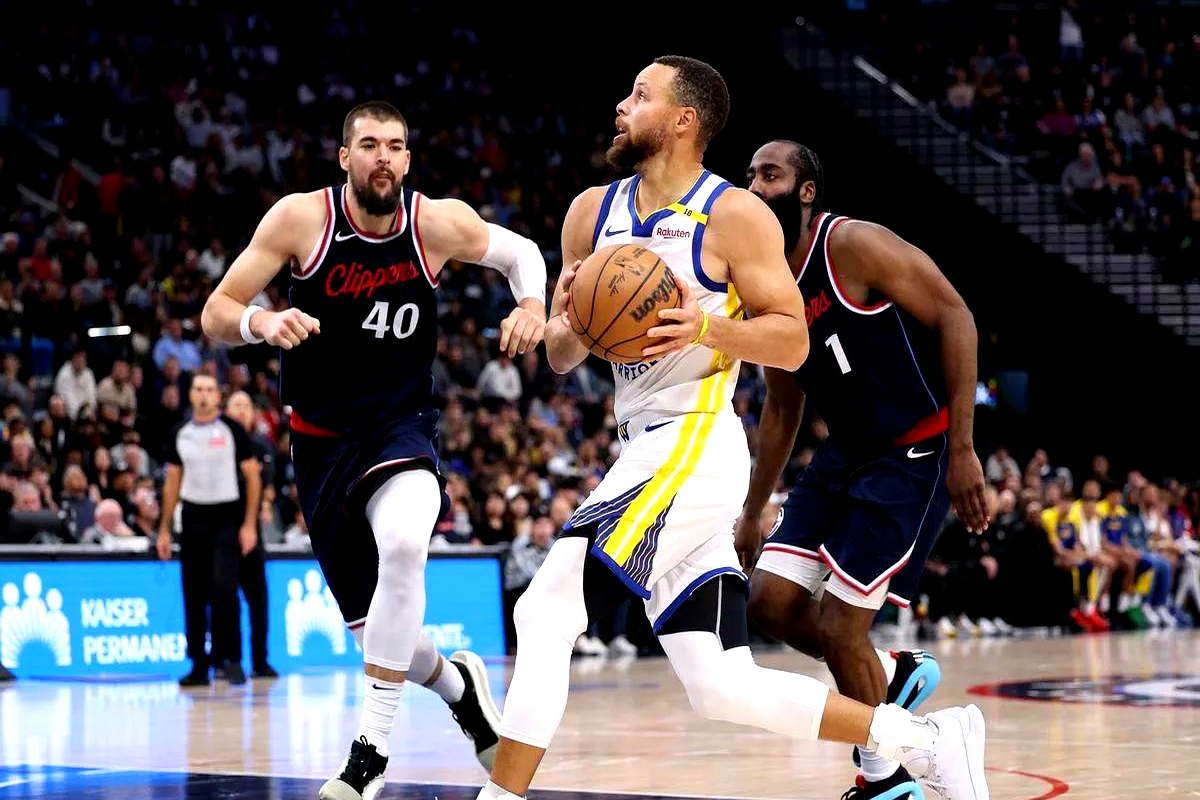 快船胜湖人，乔治关键绝杀挺进季后赛