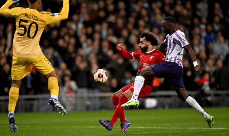 热那亚主场告捷，球迷热议胜利信心的简单介绍