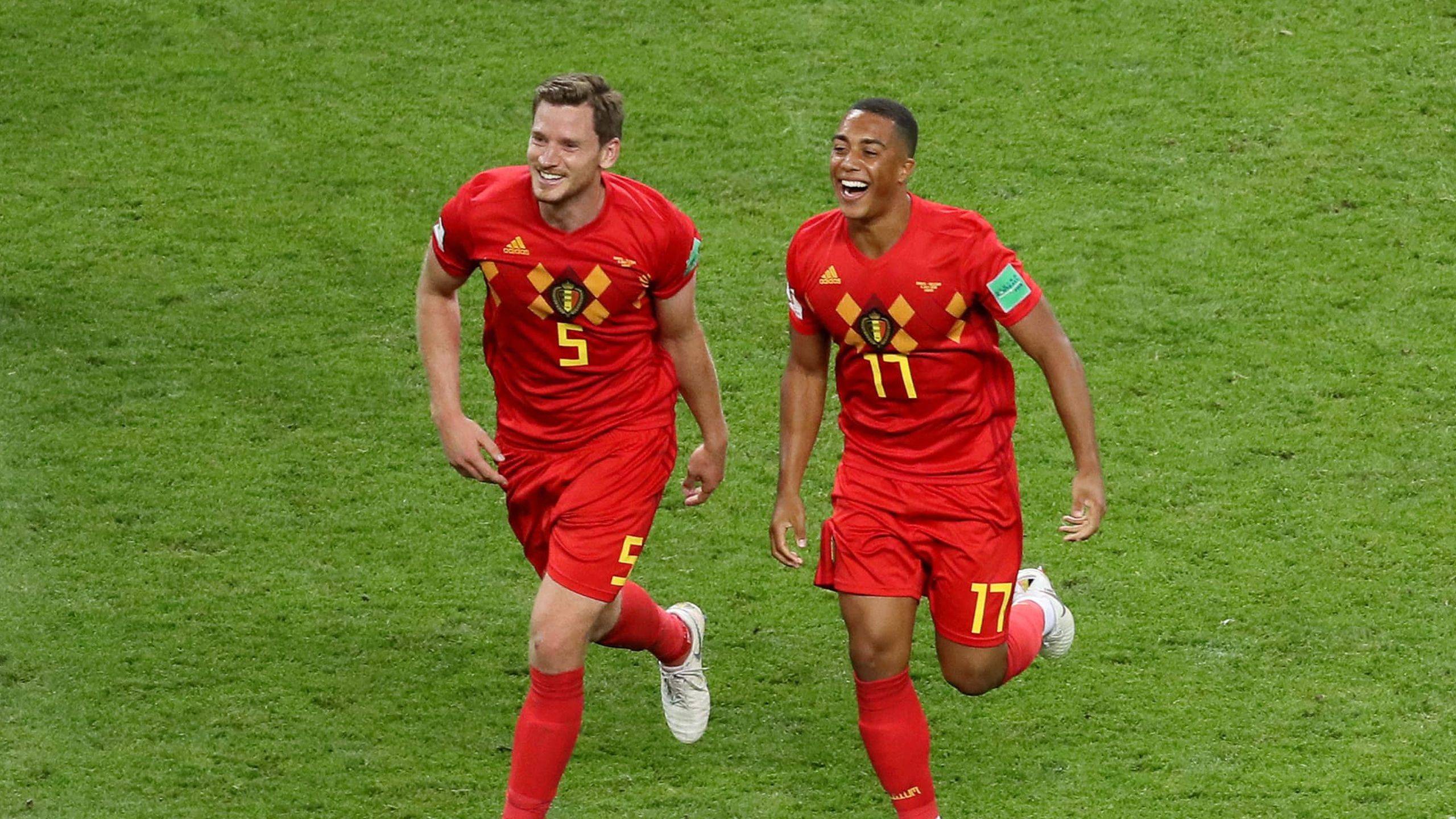 欧预赛热火朝天,球员们全力以赴争夺胜利的简单介绍 欧预赛热火朝天,球员们全力以赴争夺胜利的简单介绍