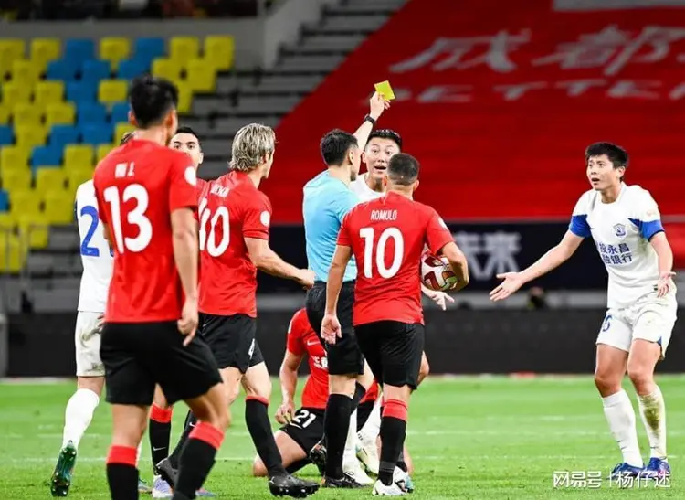 紧凑赛程中球队展现不俗表现 紧凑赛程中球队展现不俗表现